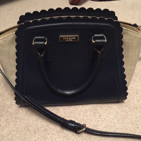 Kate Spade purse - Picture 2 of 4